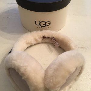 UGG Earmuffs with Gift Box